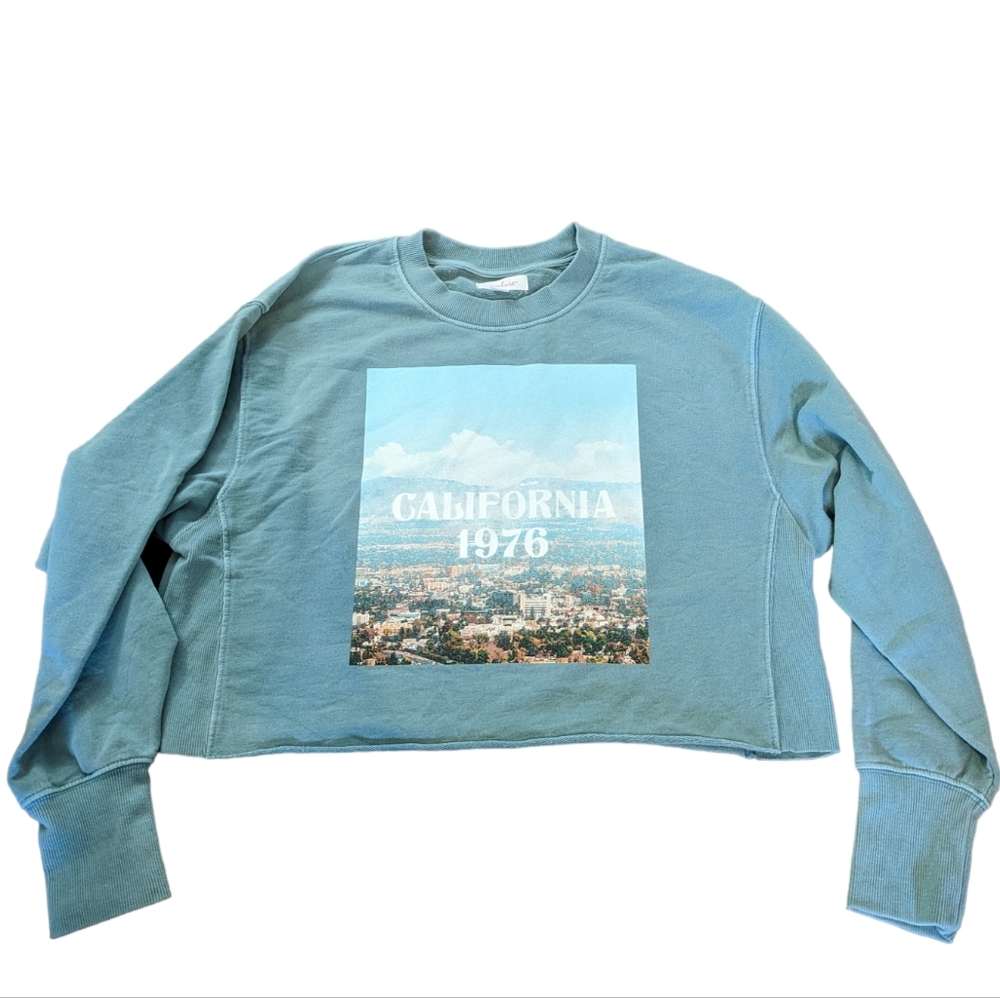 California graphic long sleeve tee size small blue crew neck